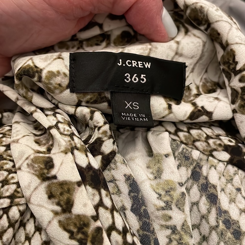 Jcrew Python Print In Army Green Sleeveless 100% … - image 4